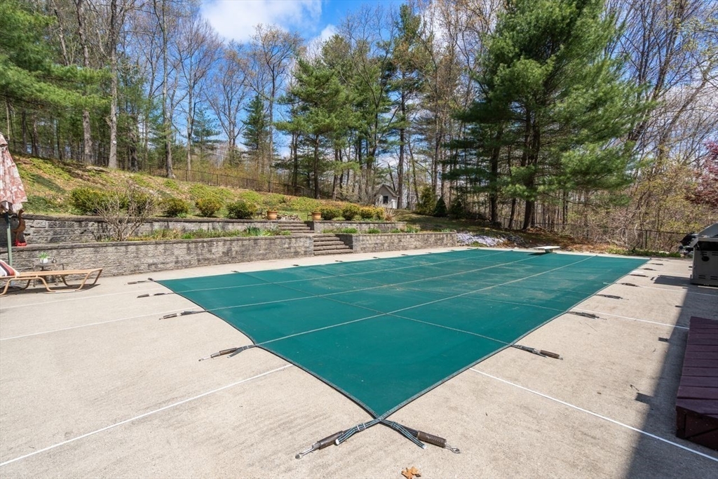 66 Hutchinson Road Sutton, MA 01590 - Photo 30 of 40