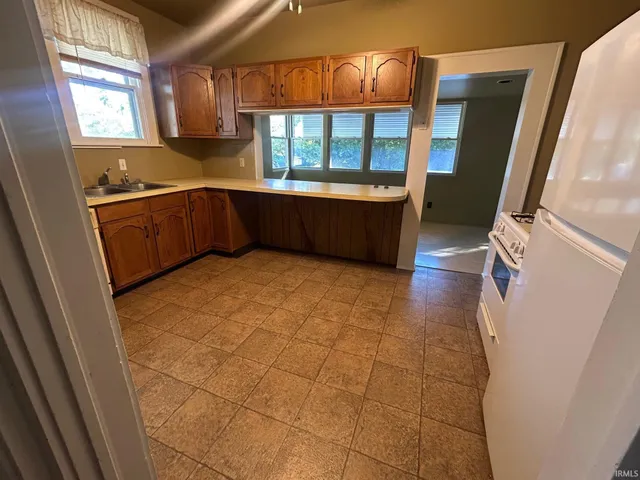 $140,000 | 4913 Stringtown Road, Evansville, IN 47711