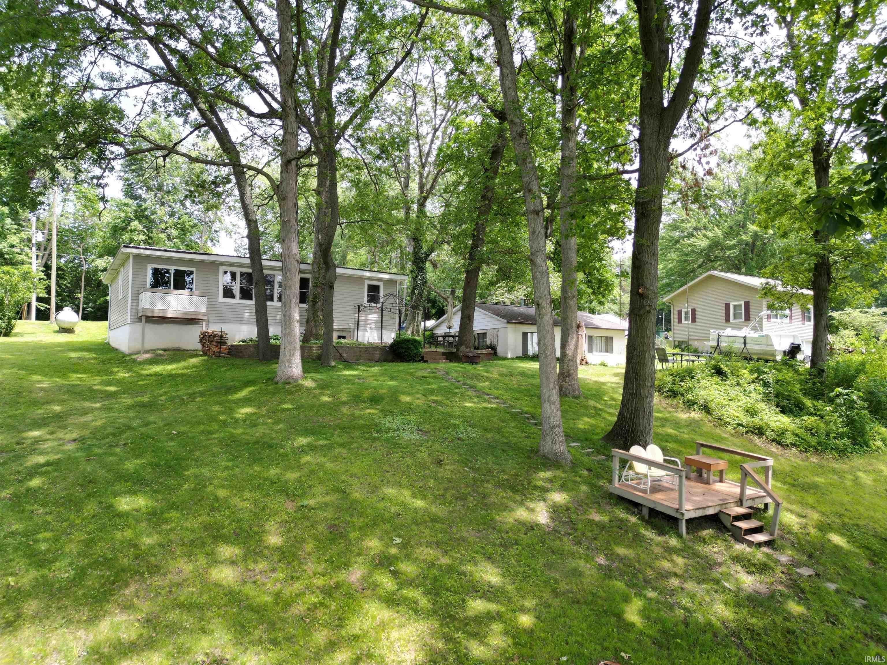 3643 South Bruner Road Warsaw, IN 46580 - Photo 5 of 26 Gallery Image 5