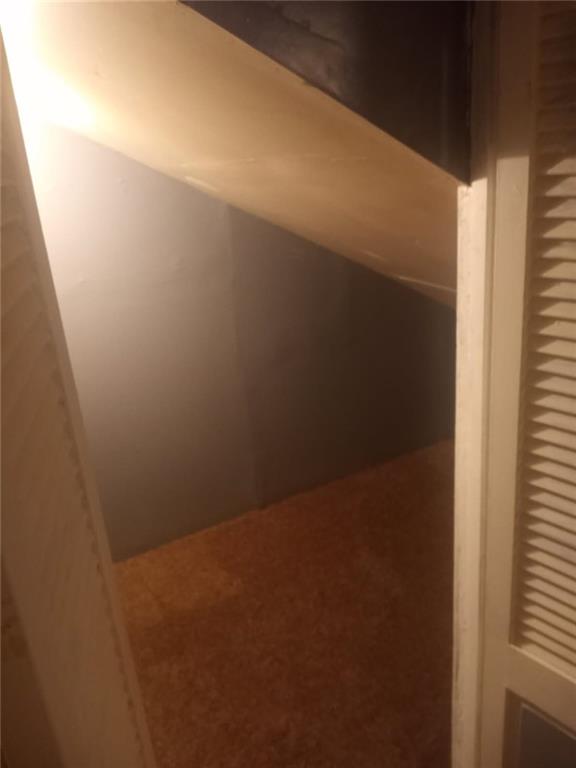 123 Highway 68 Rochester, PA 15074 - Photo 5 of 9 Closet