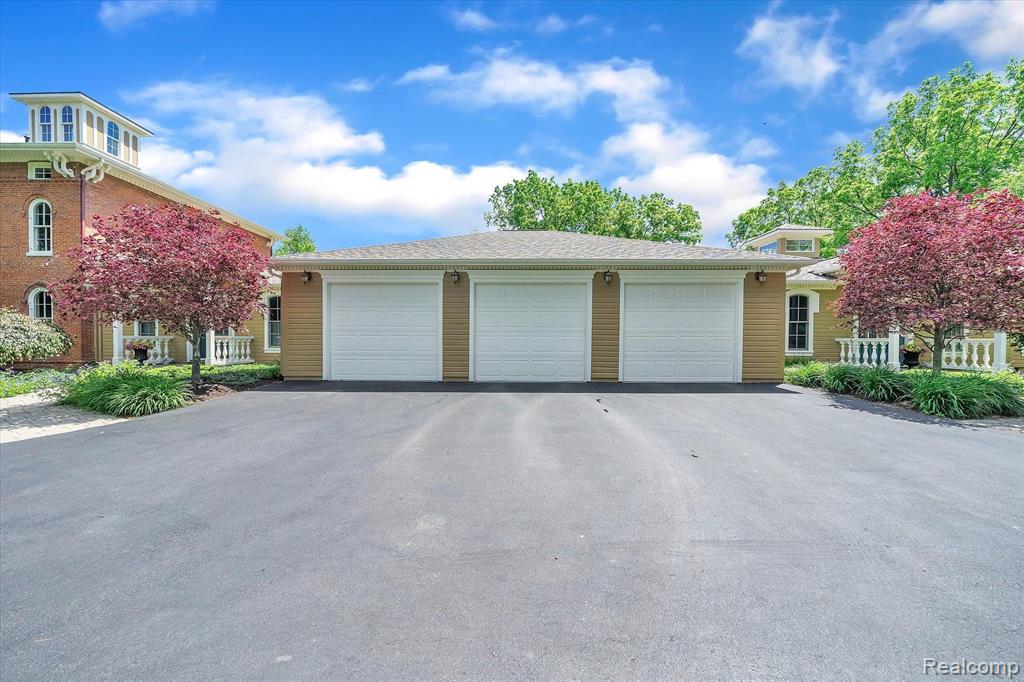 5920 Brighton Road Brighton, MI 48116 - Photo 40 of 65
