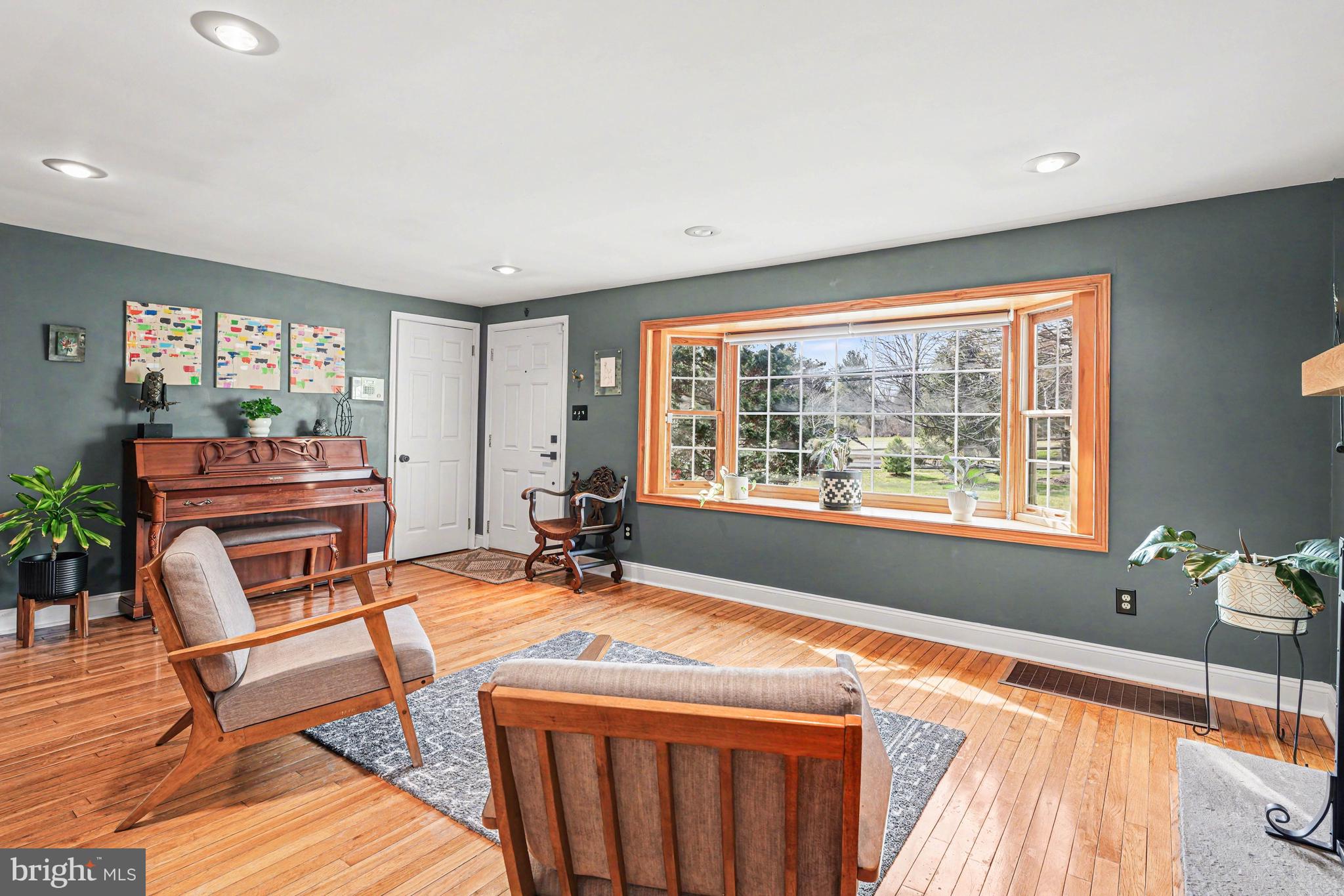 1408 Evans Road Ambler, PA 19002 - Photo 8 of 61 Living Room