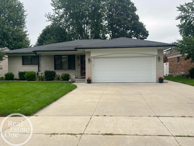 47916 Chrys Road Macomb, MI 48044 - Photo 2 of 29