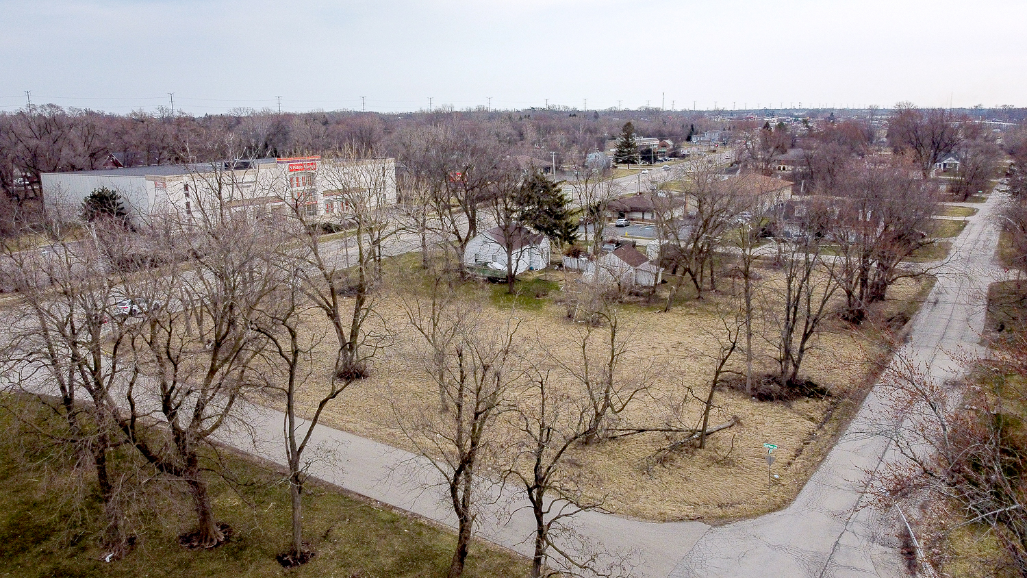 1430 North Green Bay Road Waukegan, IL 60085 - Photo 4 of 9