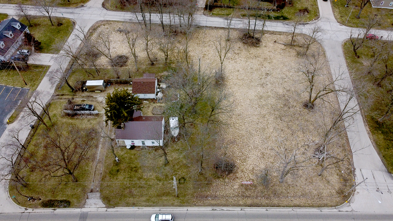 1430 North Green Bay Road Waukegan, IL 60085 - Photo 8 of 9