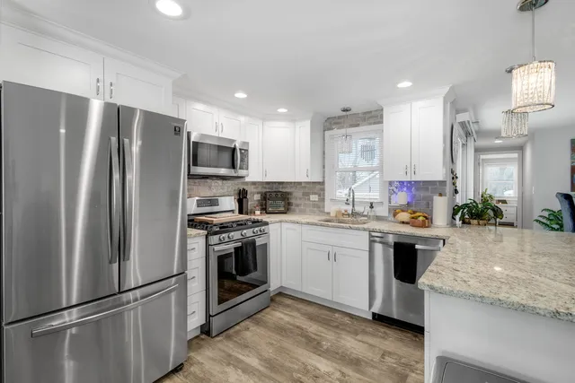 $329,999 | 16446 West 147th Place, Lockport, IL 60441