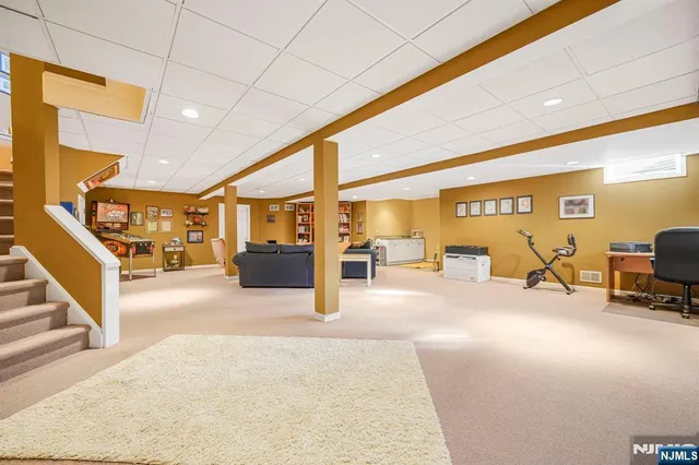 $1,349,000 | 3 Old Lane, Montville, NJ 07045