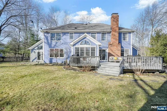 $1,349,000 | 3 Old Lane, Montville, NJ 07045