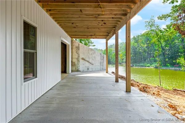 $449,900 | 1318 Forest Grove Lane, North Vernon, IN 47265