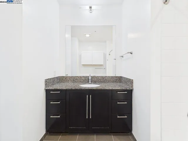 $2,495 | 1001 46th Street, Emeryville, CA 94608