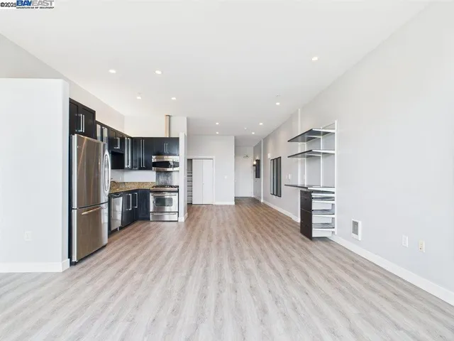 $2,495 | 1001 46th Street, Emeryville, CA 94608