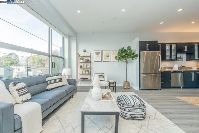 $2,495 | 1001 46th Street, Emeryville, CA 94608