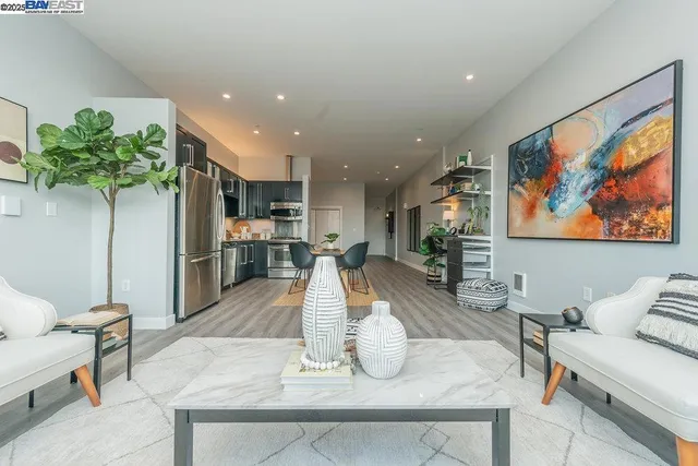 $2,495 | 1001 46th Street, Emeryville, CA 94608