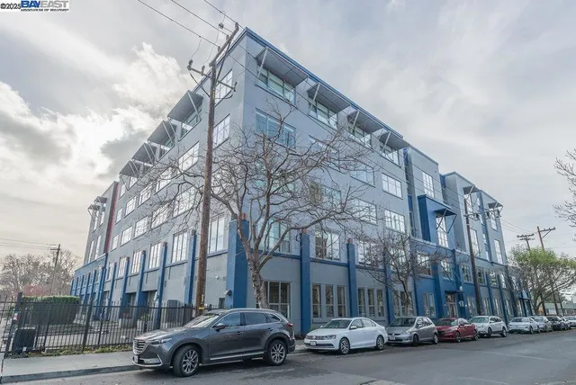 $2,495 | 1001 46th Street, Emeryville, CA 94608