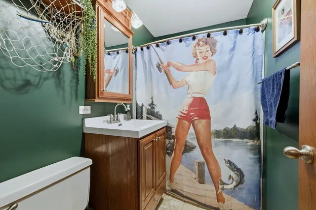 $360,000 | 16710 90th Avenue, Orland Hills, IL 60487