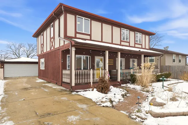 $360,000 | 16710 90th Avenue, Orland Hills, IL 60487