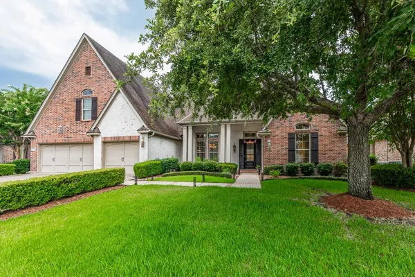$639,900 | 3525 Caffin Drive, Beaumont, TX 77706