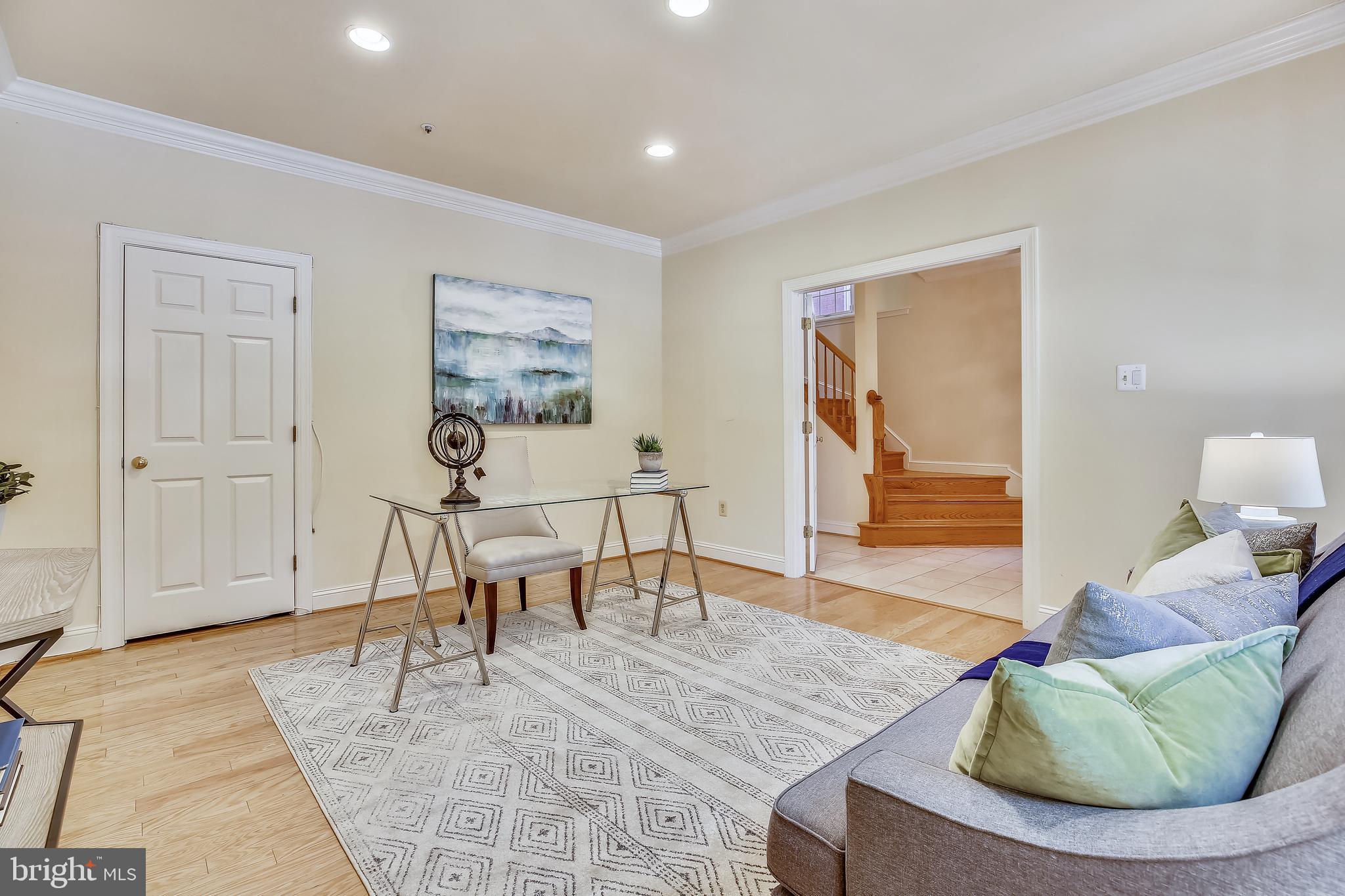 520 Tschiffely Square Road Gaithersburg, MD 20878 - Photo 28 of 39 Versatile entry level family room/bedroom/office