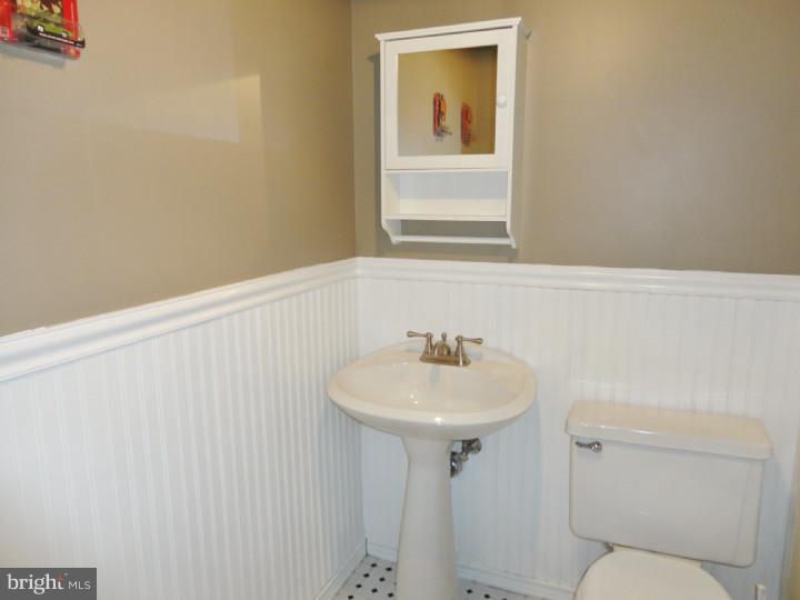 838 Raritan Avenue Atco, NJ 08004 - Photo 11 of 19 Gallery Image 11