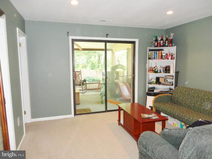 838 Raritan Avenue Atco, NJ 08004 - Photo 8 of 19 Gallery Image 8