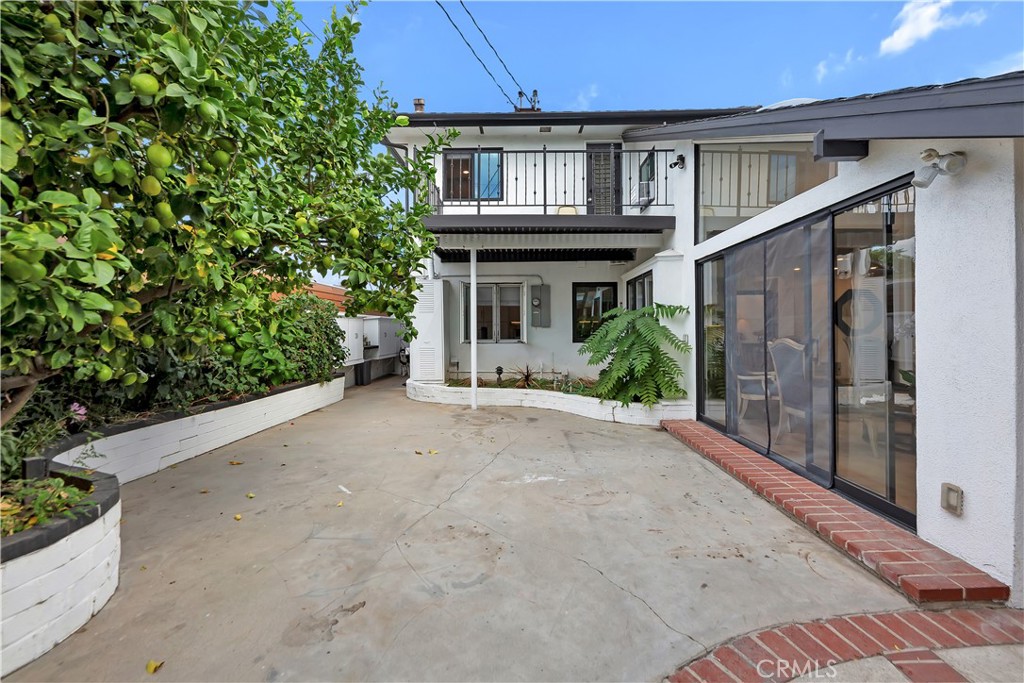 6409 Graves Avenue Lake Balboa, CA 91406 - Photo 41 of 50 a view of house with potted plants