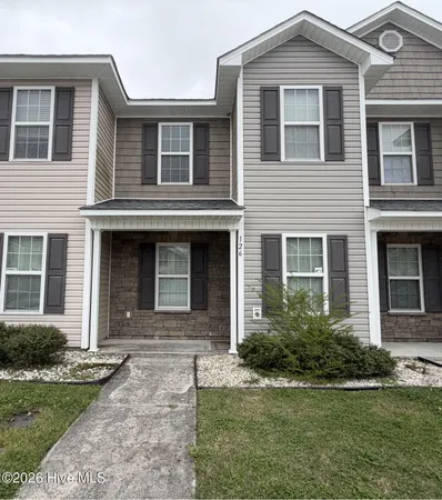 $195,000 | 126 Glen Cannon Drive, Jacksonville, NC 28546