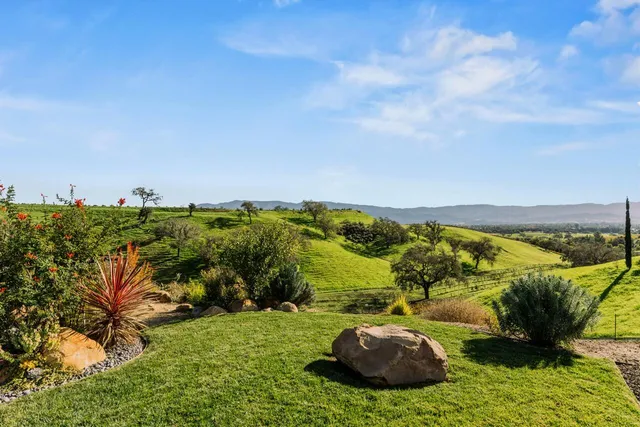 $10,750,000 | 2830-2750 Calzada Avenue, Santa Ynez, CA 93460