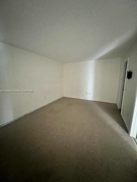 600 Grapetree Drive, Unit 6ES Key Biscayne, FL 33149 - Photo 11 of 21 a view of room and closet