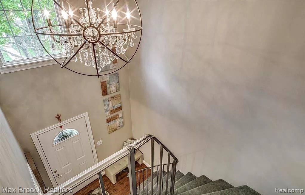 126 Manor Way Rochester, MI 48309 - Photo 6 of 33