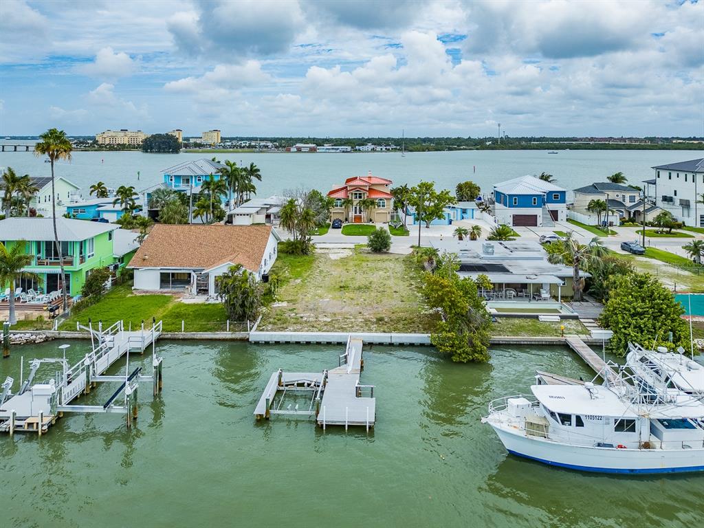 813 Bay Point Drive Madeira Beach, FL 33708 - Photo 10 of 14