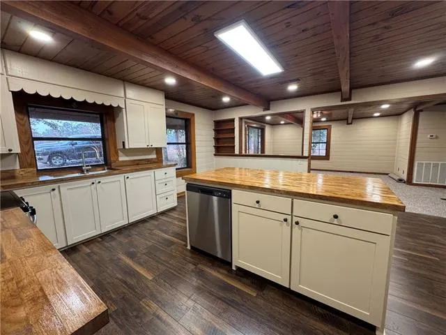 $159,000 | 190 Coleman Valley Loop, Jena, LA 71342