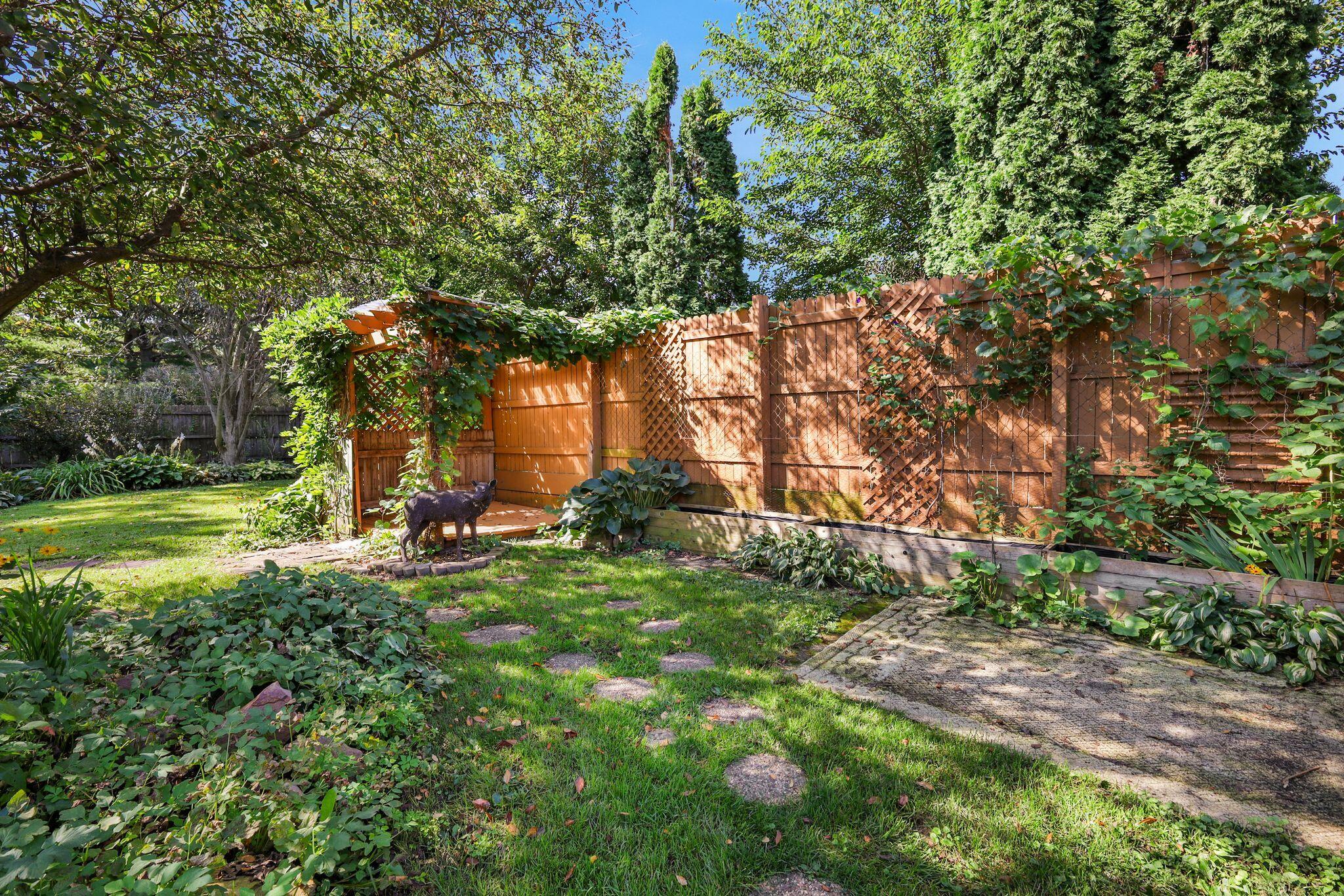 5805 Yorkshire Road Madison, WI 53711 - Photo 39 of 41 11_MW5A4257