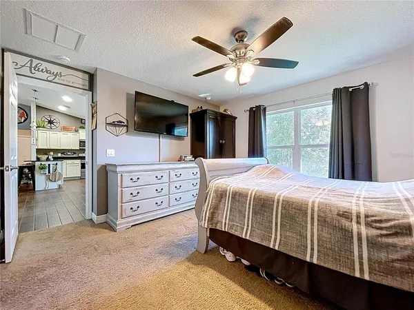 a view of livingroom with washer and dryer