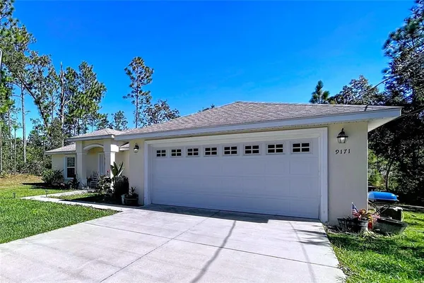 $259,900 | 9171 North Paradisea Drive, Citrus Springs, FL 34433