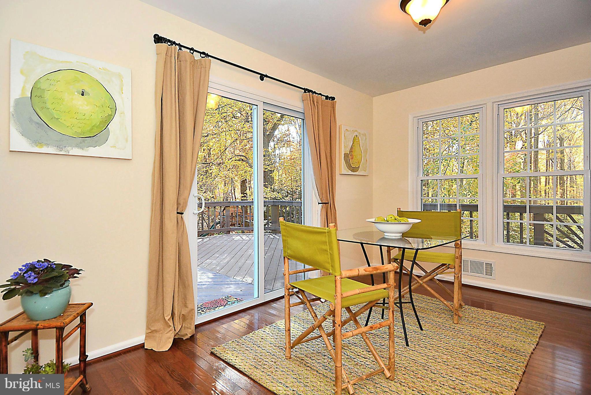 11907 Blue Spruce Road Reston, VA 20191 - Photo 4 of 29 Kitchen