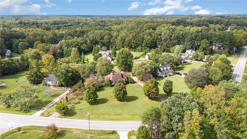 7549 Strawberry Road Summerfield, NC 27358 - Photo 28 of 33 Gallery Image 28