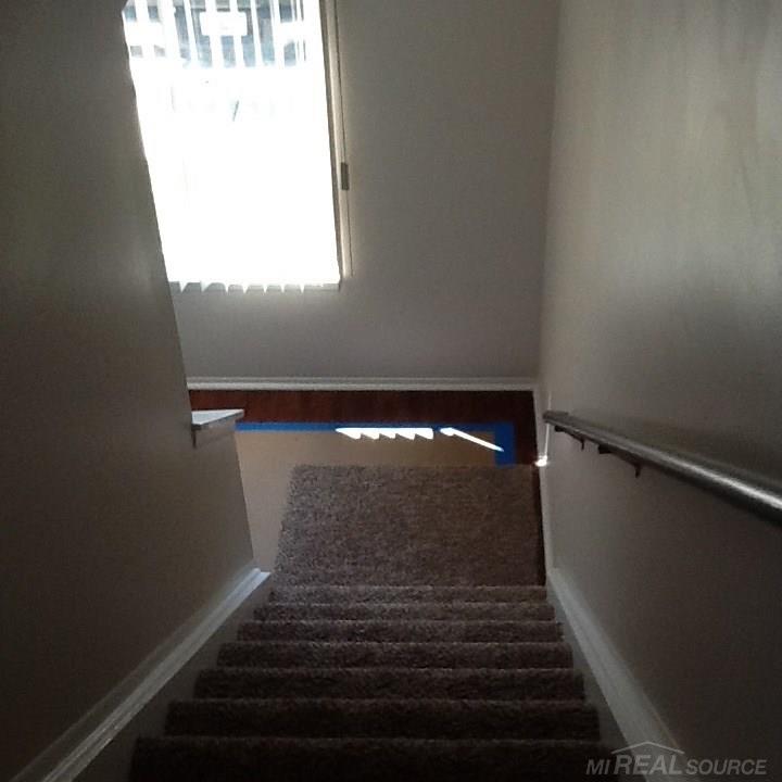 1613 O'Neil Circle, Unit 111 Rochester Hills, MI 48307 - Photo 5 of 33