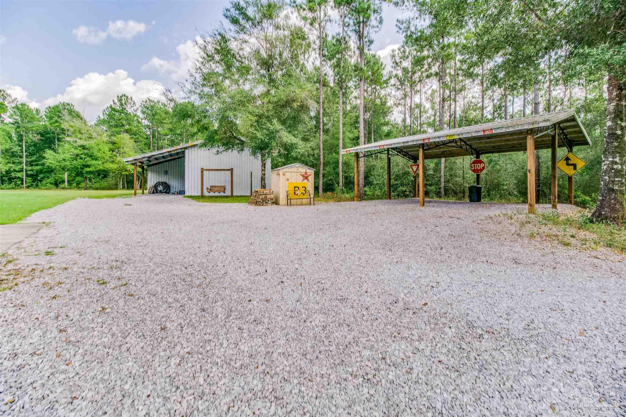 7254 Kavanaugh Road Milton, FL 32570 - Photo 4 of 25
