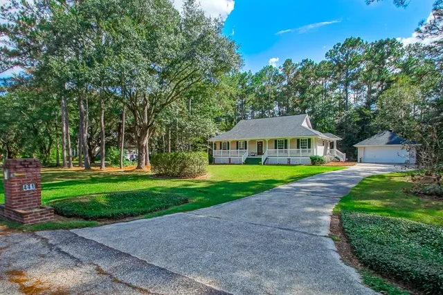 $2,300 | 441 Parlange Drive, Pearl River, LA 70452