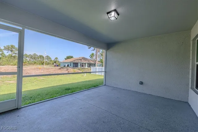 $390,000 | 2914 Flora Avenue North, Lehigh Acres, FL 33971