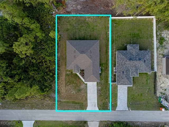 $390,000 | 2914 Flora Avenue North, Lehigh Acres, FL 33971
