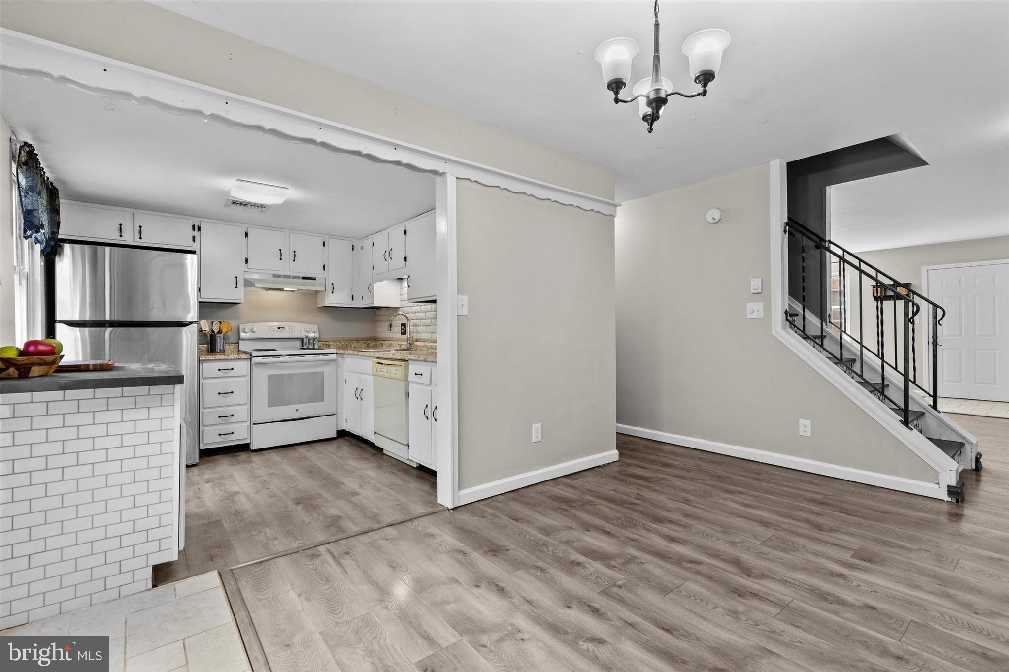 1100 Georgetown Road Middletown, PA 17057 - Photo 8 of 36 Dining Area Next to Kitchen