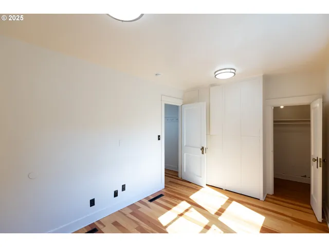 $450,000 | 319 East 7th Street, The Dalles, OR 97058