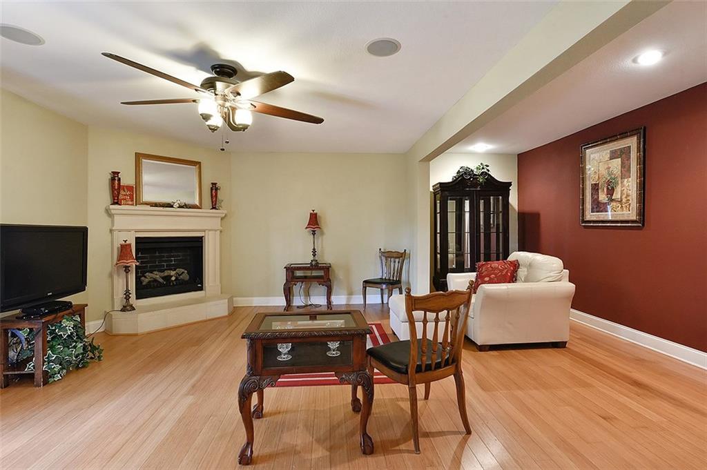 1908 Kings Row Slidell, LA 70461 - Photo 4 of 18 Gallery Image 4