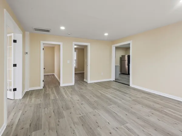 $569,900 | 207 Hamilton Street, Southbridge, MA 01550