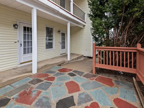 $569,900 | 207 Hamilton Street, Southbridge, MA 01550