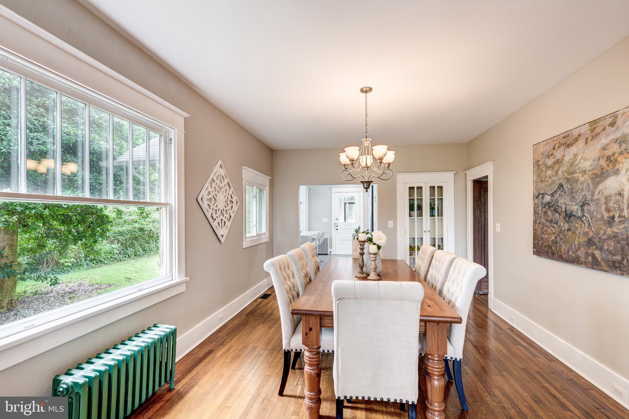 501 Washington Road Westminster, MD 21157 - Photo 29 of 72 Check out the built ins here too