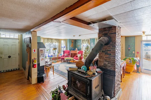 $550,000 | 412 Dartmouth College Highway, Haverhill, NH 03765