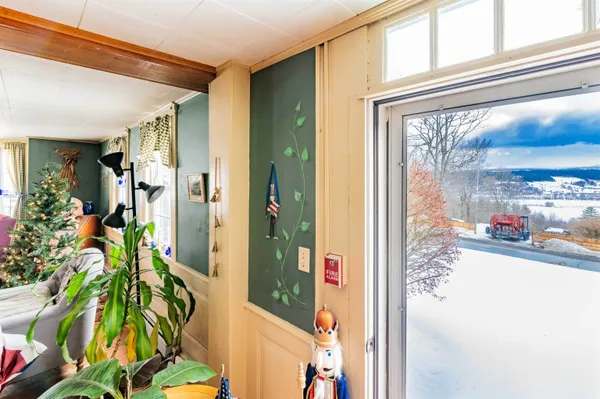 $550,000 | 412 Dartmouth College Highway, Haverhill, NH 03765