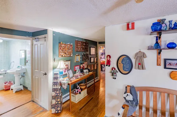 $550,000 | 412 Dartmouth College Highway, Haverhill, NH 03765